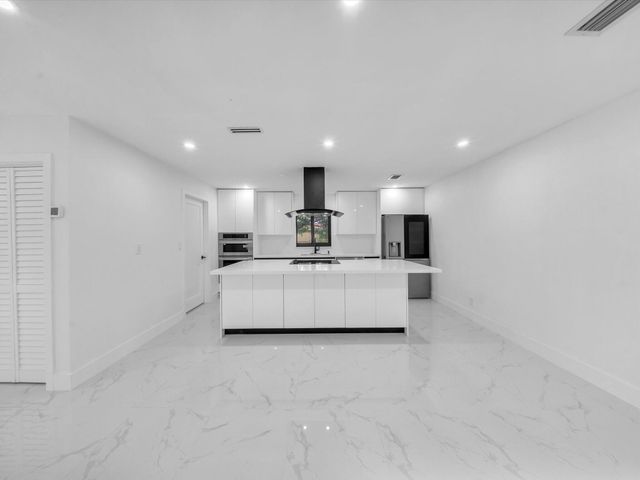 4531 SW 20th Street, West Park, FL 33023