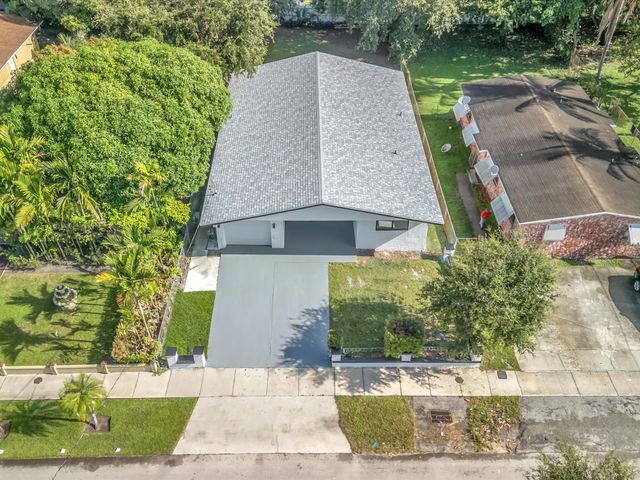 4531 SW 20th Street, West Park, FL 33023
