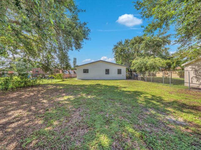 4531 SW 20th Street, West Park, FL 33023