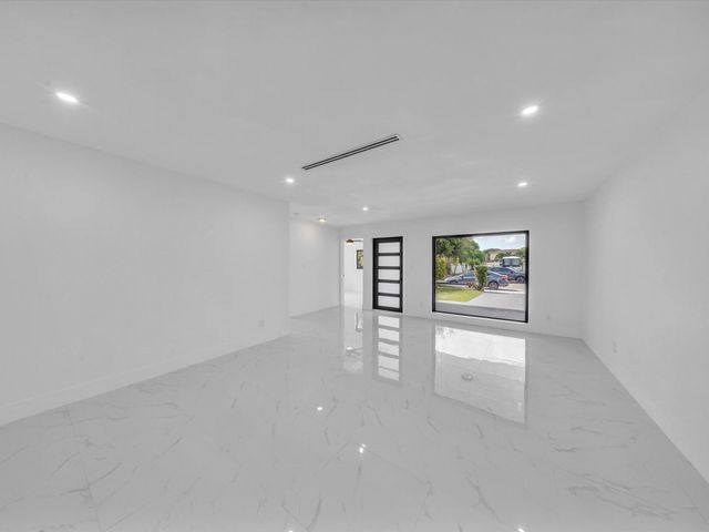 4531 SW 20th Street, West Park, FL 33023