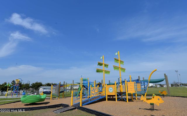 880 Eden Drive, Southport, NC 28461