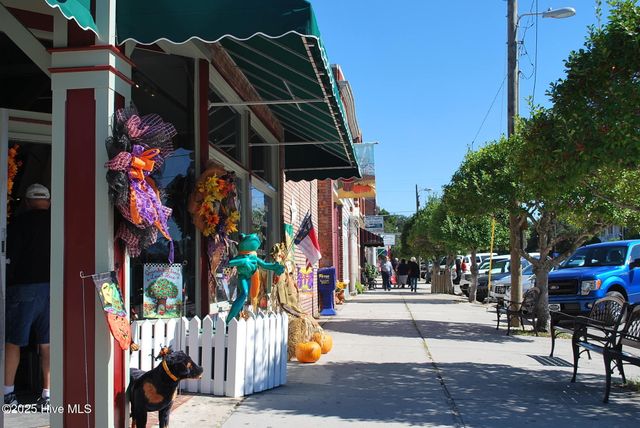 880 Eden Drive, Southport, NC 28461