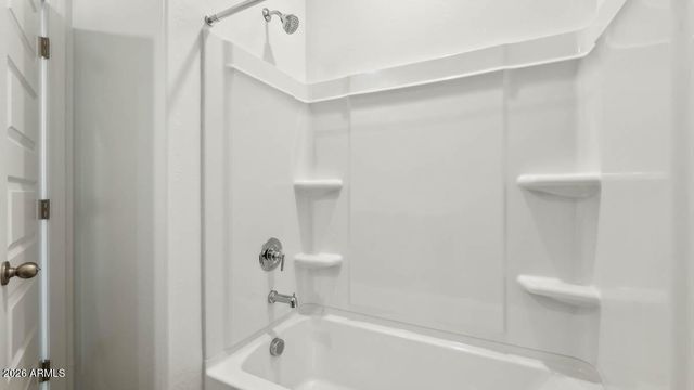 1564 E GLAZIER Drive E, Casa Grande, AZ 85122