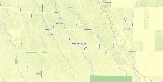 0 R12, Sun Village, CA 93543