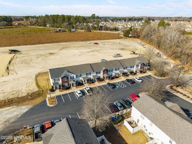 1548 Manning Forest Drive M4, Greenville, NC 27834