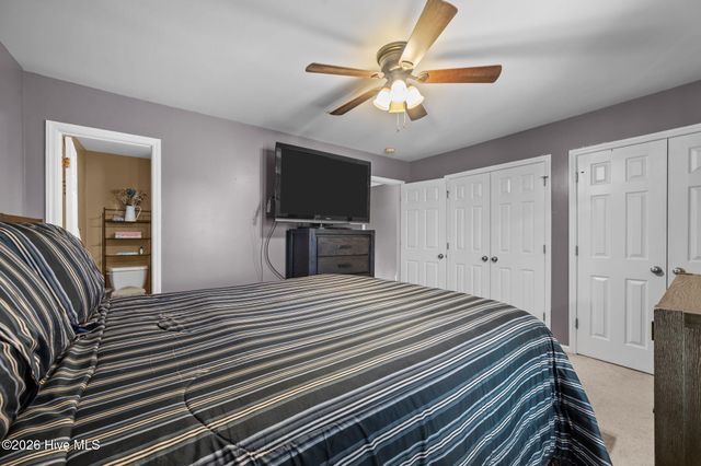 1548 Manning Forest Drive M4, Greenville, NC 27834