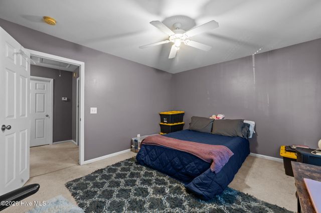 1548 Manning Forest Drive M4, Greenville, NC 27834