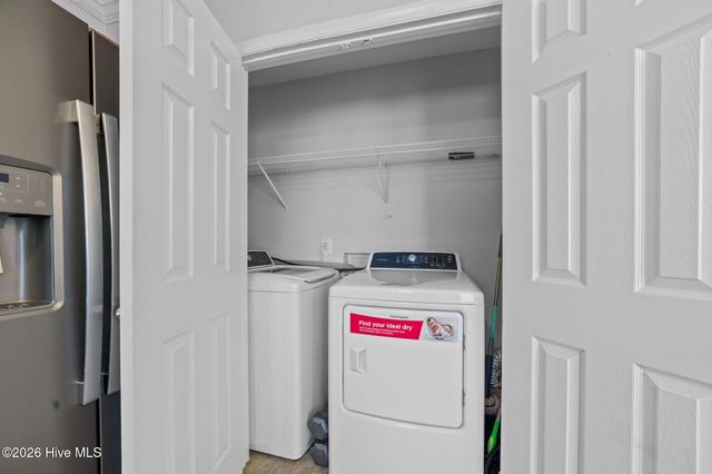 1548 Manning Forest Drive M4, Greenville, NC 27834