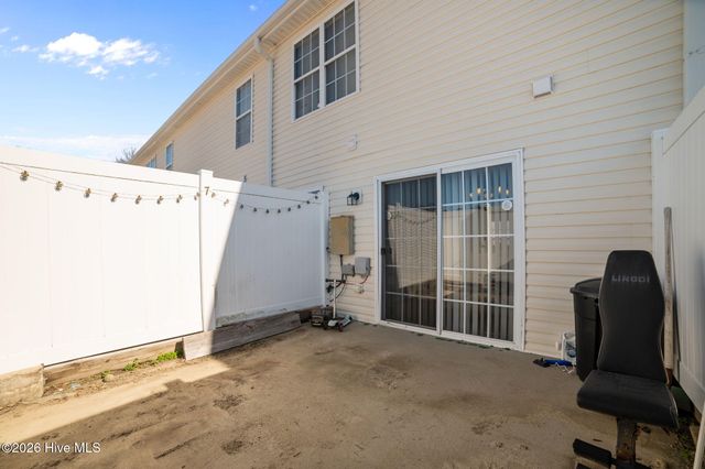 1548 Manning Forest Drive M4, Greenville, NC 27834