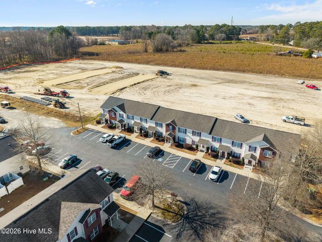 1548 Manning Forest Drive M4, Greenville, NC 27834