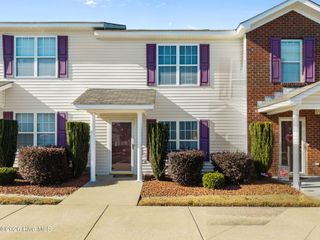 1548 Manning Forest Drive M4, Greenville, NC 27834