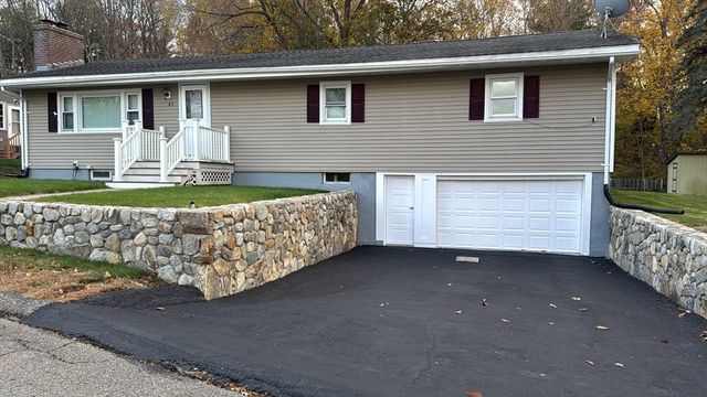 61 Willard St, Ayer, MA 01432