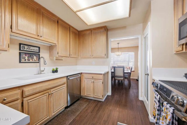 3429 Rio Hato Court, Camarillo, CA 93010