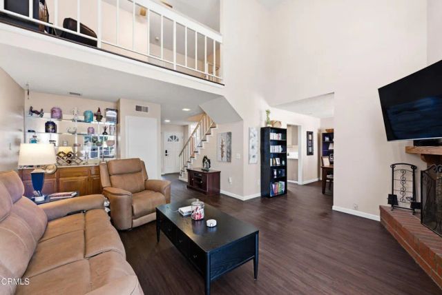 3429 Rio Hato Court, Camarillo, CA 93010