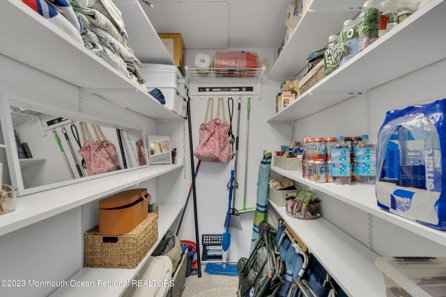 36 Wharfside Drive, Monmouth Beach, NJ 07750