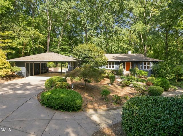 1126 Sourwood Drive, Chapel Hill, NC 27517