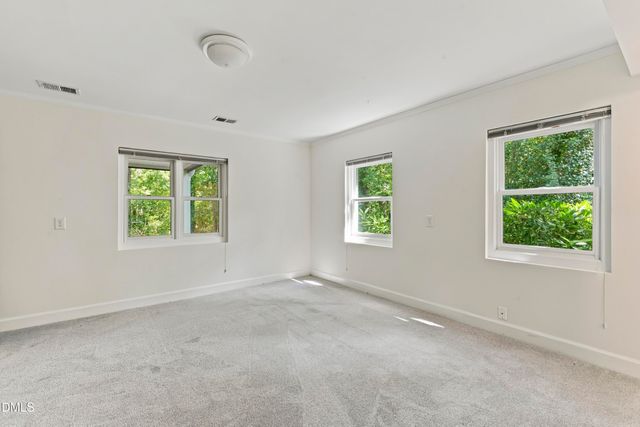 1126 Sourwood Drive, Chapel Hill, NC 27517
