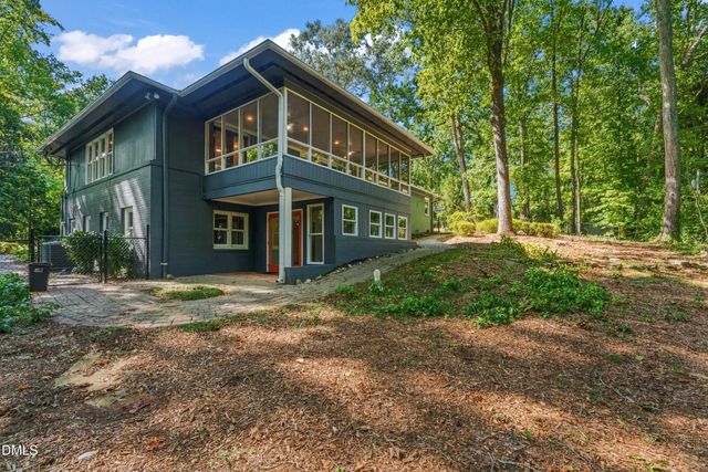 1126 Sourwood Drive, Chapel Hill, NC 27517
