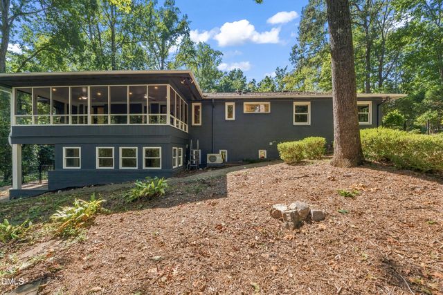 1126 Sourwood Drive, Chapel Hill, NC 27517