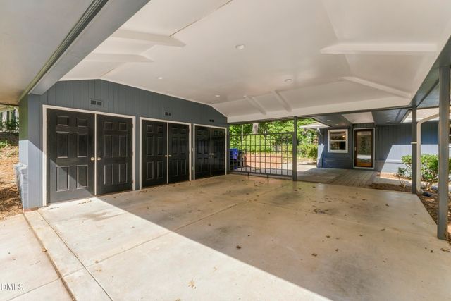 1126 Sourwood Drive, Chapel Hill, NC 27517