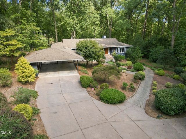 1126 Sourwood Drive, Chapel Hill, NC 27517