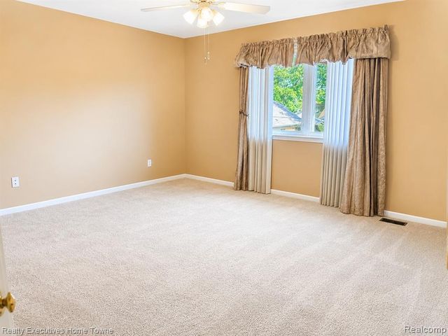 20791 Outer Drive, Dearborn, MI 48124