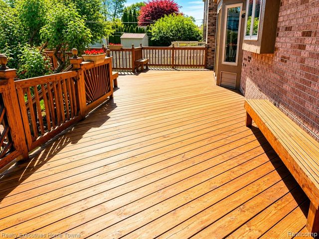 20791 Outer Drive, Dearborn, MI 48124
