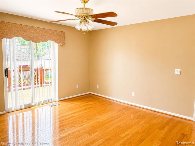 20791 Outer Drive, Dearborn, MI 48124