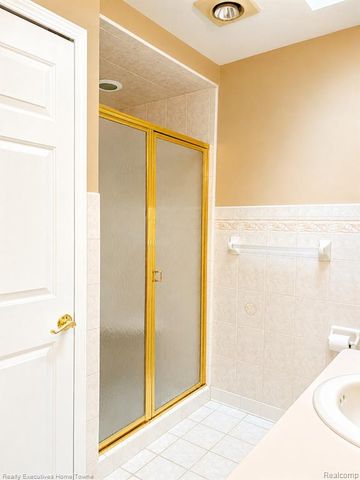 20791 Outer Drive, Dearborn, MI 48124