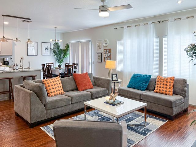 8618 Shasta Lily Dr, Elk Grove, CA 95624