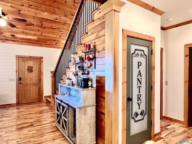 10404 Alabama Highway 79, Scottsboro, AL 35768