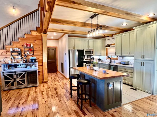 10404 Alabama Highway 79, Scottsboro, AL 35768