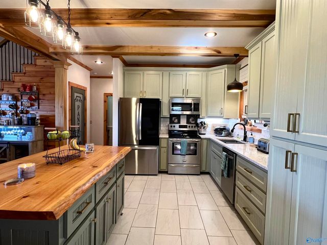 10404 Alabama Highway 79, Scottsboro, AL 35768