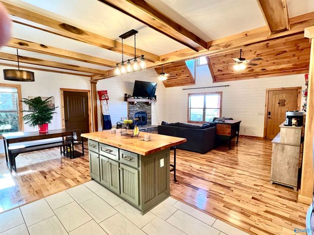 10404 Alabama Highway 79, Scottsboro, AL 35768