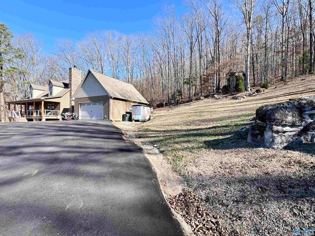 10404 Alabama Highway 79, Scottsboro, AL 35768