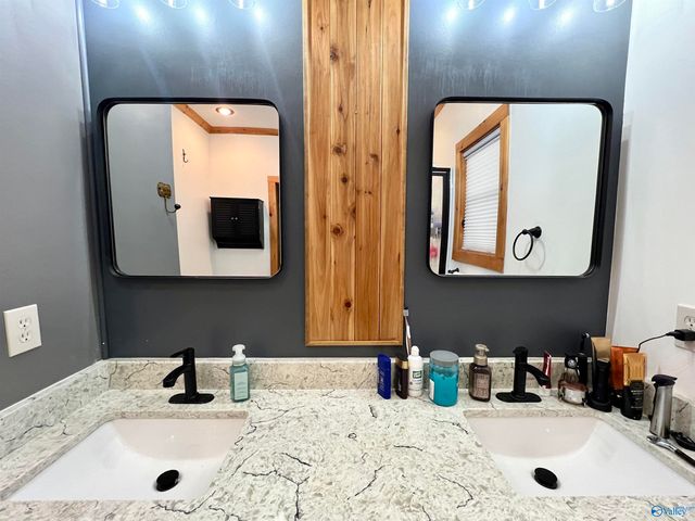 10404 Alabama Highway 79, Scottsboro, AL 35768