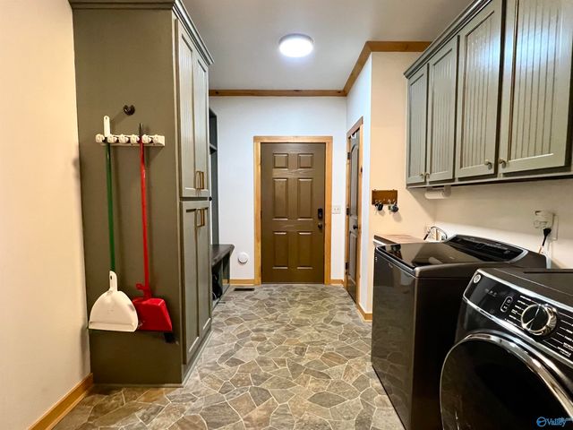 10404 Alabama Highway 79, Scottsboro, AL 35768