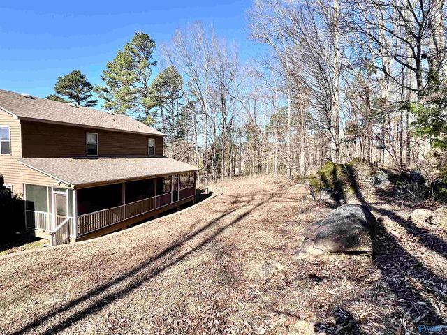 10404 Alabama Highway 79, Scottsboro, AL 35768