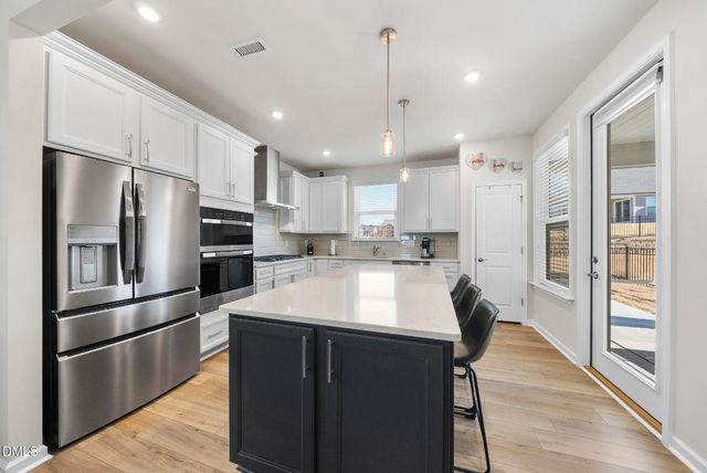 1809 Hydrangea Way, Fuquay Varina, NC 27526