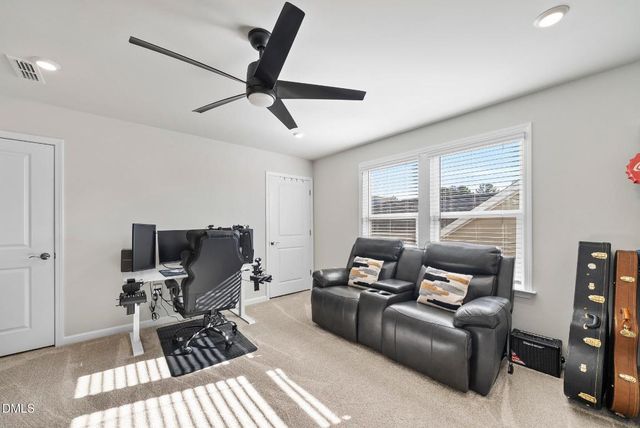 1809 Hydrangea Way, Fuquay Varina, NC 27526