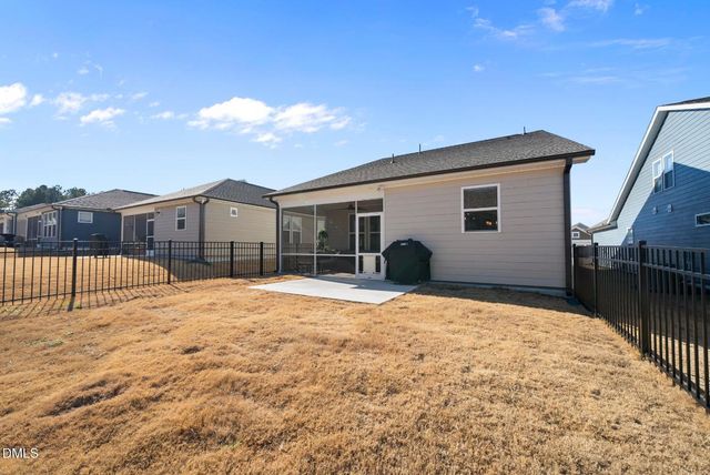 1809 Hydrangea Way, Fuquay Varina, NC 27526