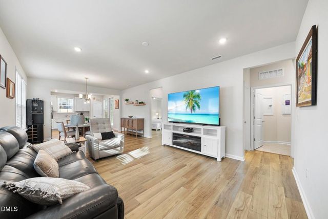 1809 Hydrangea Way, Fuquay Varina, NC 27526