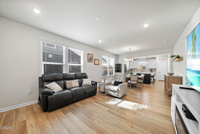 1809 Hydrangea Way, Fuquay Varina, NC 27526