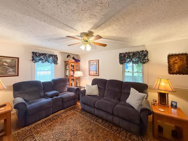1249 POUNDING CREEK RD, Charlottesville, VA 22903