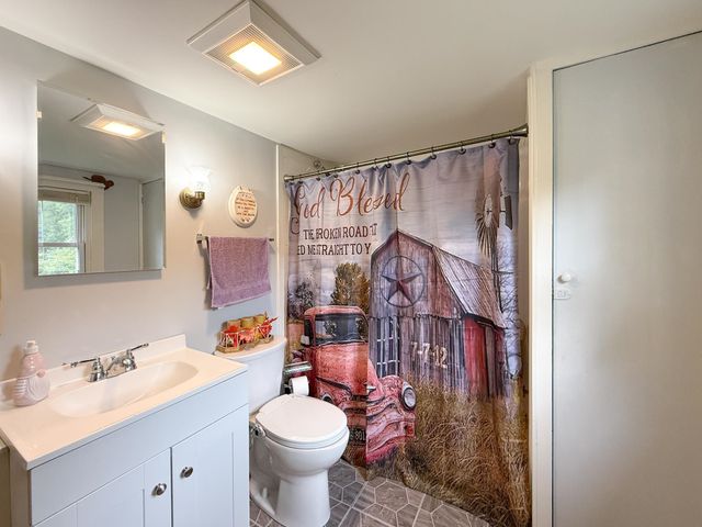 1249 POUNDING CREEK RD, Charlottesville, VA 22903