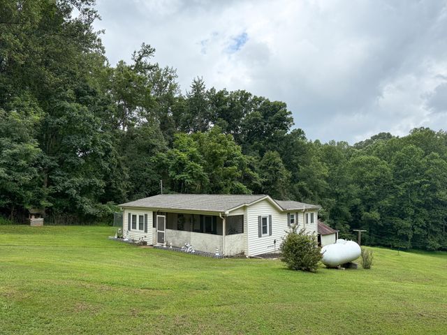 1249 POUNDING CREEK RD, Charlottesville, VA 22903
