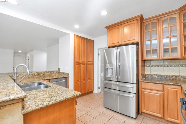 5460 Azure Ct, Discovery Bay, CA 94505