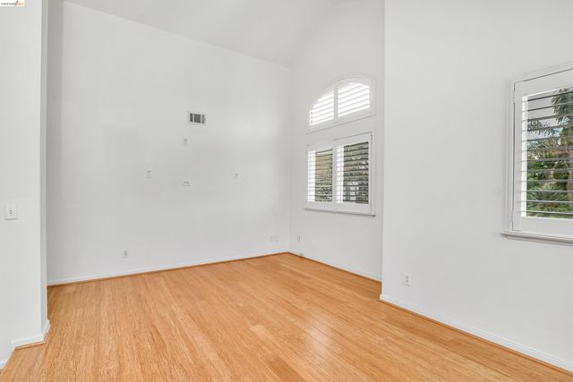 5460 Azure Ct, Discovery Bay, CA 94505