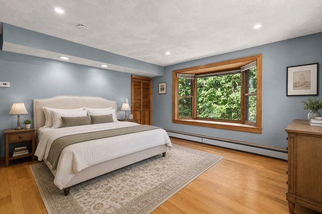 84 West Street 2, Quincy, MA 02169
