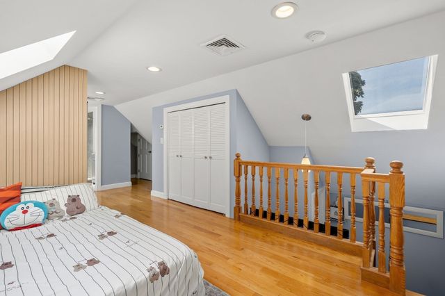 84 West Street 2, Quincy, MA 02169